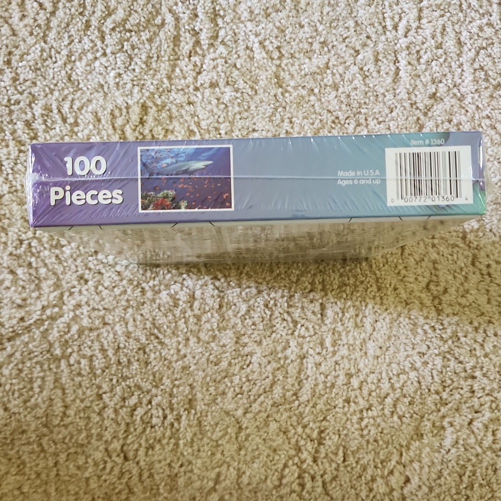 NIB Melissa and Doug 100 Piece Shark Puzzle - Picture 4 of 5